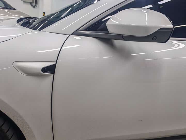 Фото 3 - Nio ET5