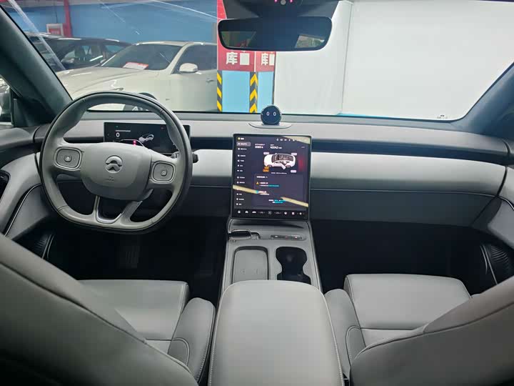 Фото 8 - Nio ET5