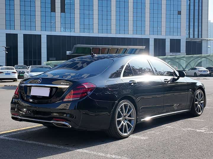 Фото 6 - Mercedes-Benz S-Class