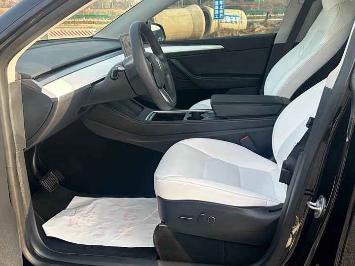 Фото 7 - Tesla Model Y