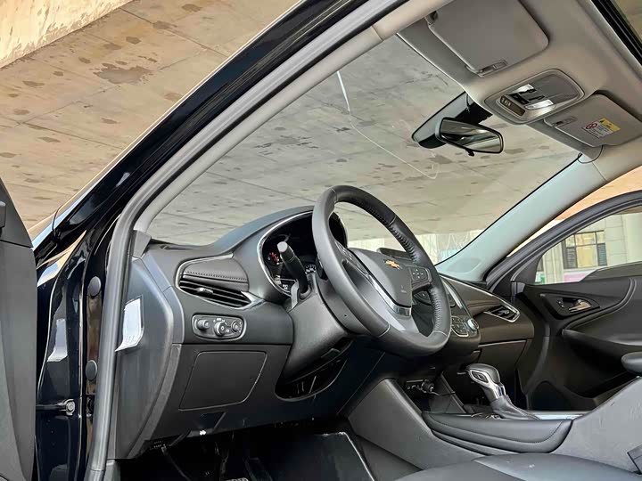 Фото 4 - Chevrolet Malibu XL