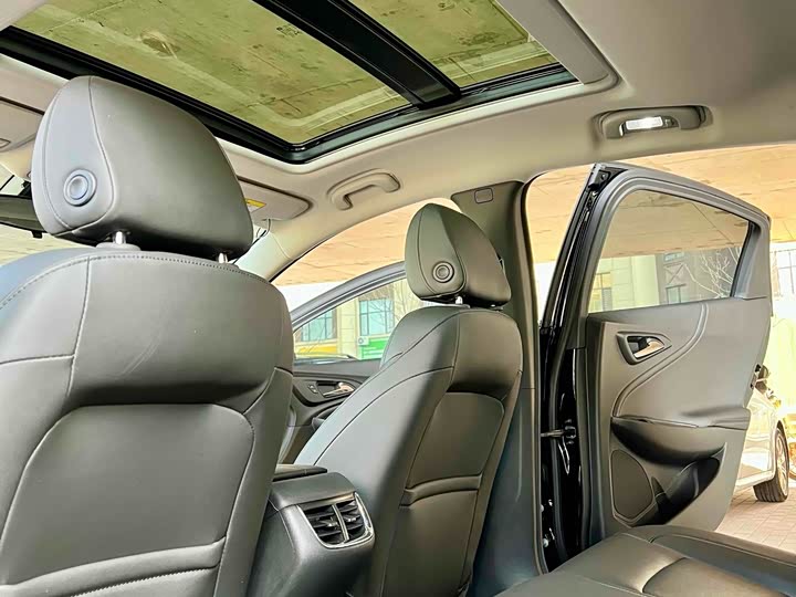 Фото 5 - Chevrolet Malibu XL