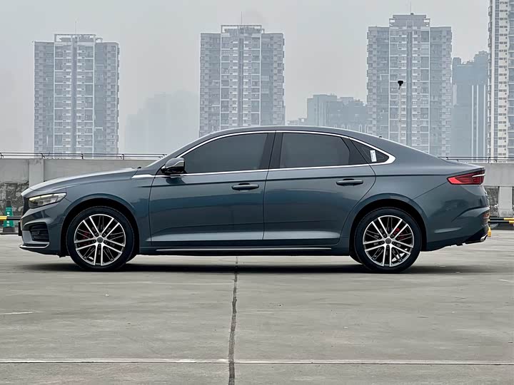 Фото 2 - Geely Preface