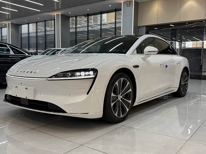 Фото 1 - Luxeed S7