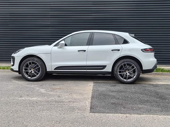 Фото 2 - Porsche Macan