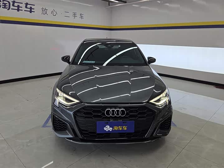 Фото 2 - Audi A3