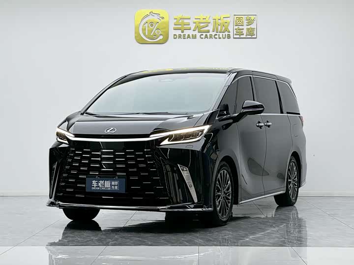 Фото 1 - Lexus LM