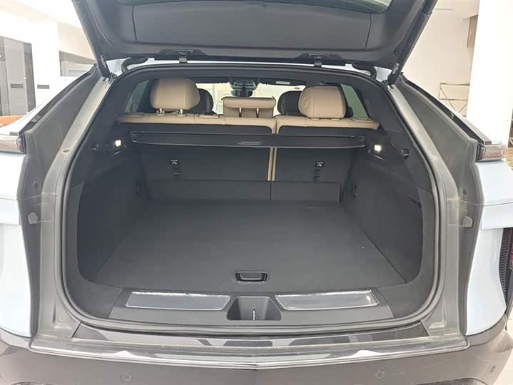 Фото 4 - Cadillac Lyriq