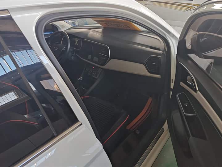 Фото 8 - Jetta VS7