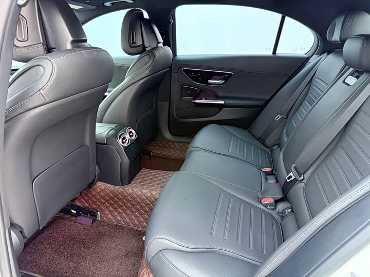 Фото 7 - Mercedes-Benz C-Class