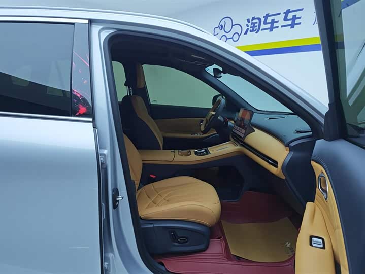 Фото 8 - Geely Galaxy Starship 7