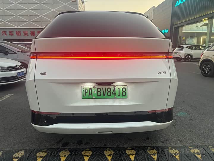 Фото 4 - XPeng X9