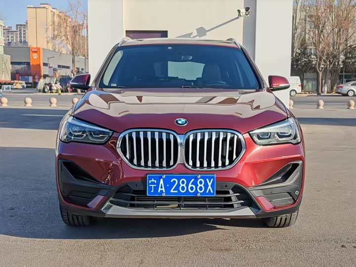 Фото 2 - BMW X1