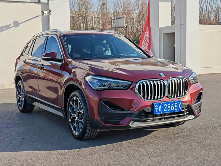 Фото 3 - BMW X1