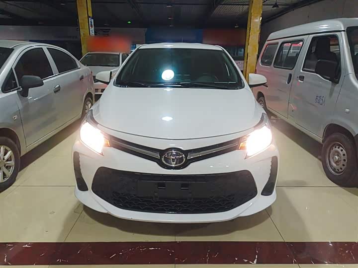 Фото 3 - Toyota Vios FS