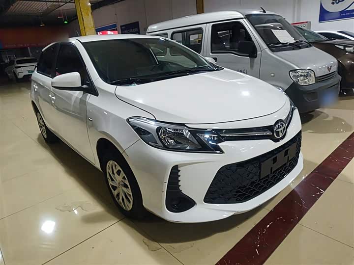 Фото 4 - Toyota Vios FS