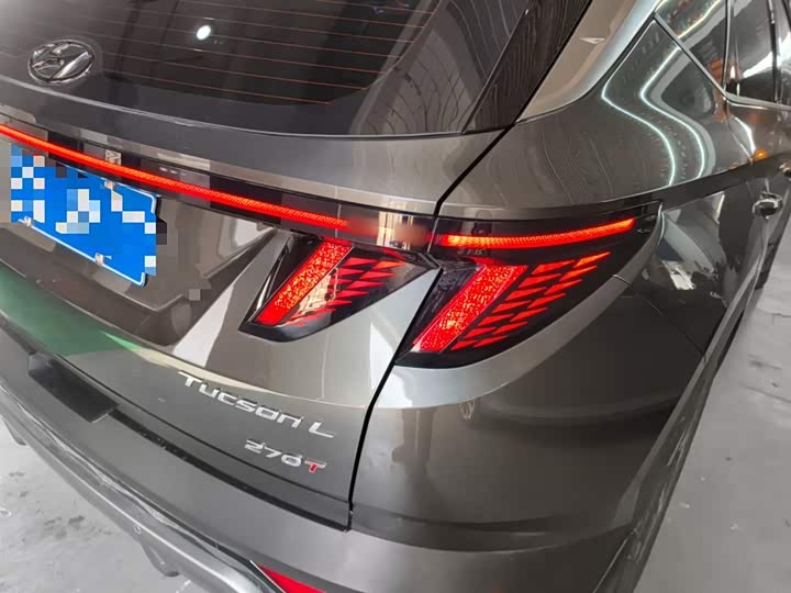 Фото 8 - Hyundai Tucson L