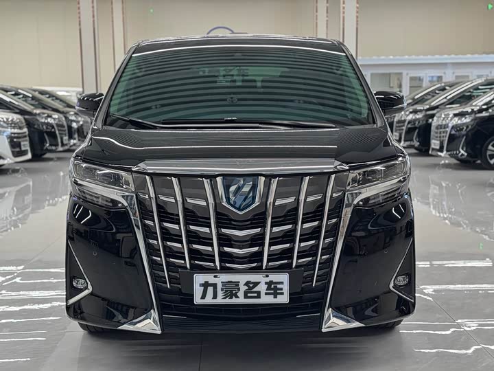 Фото 2 - Toyota Alphard