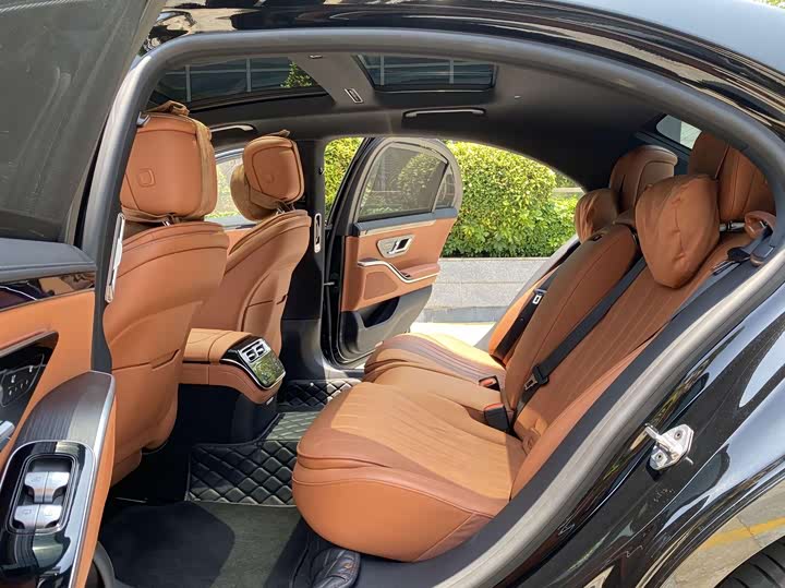 Фото 5 - Mercedes-Benz S-Class