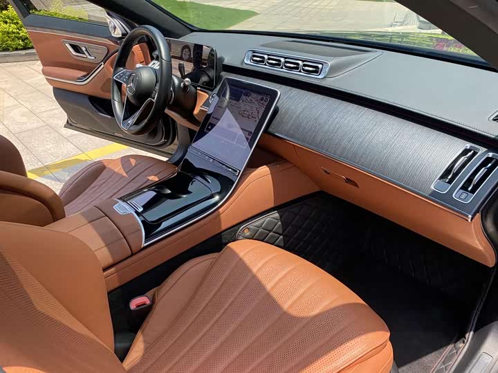 Фото 9 - Mercedes-Benz S-Class