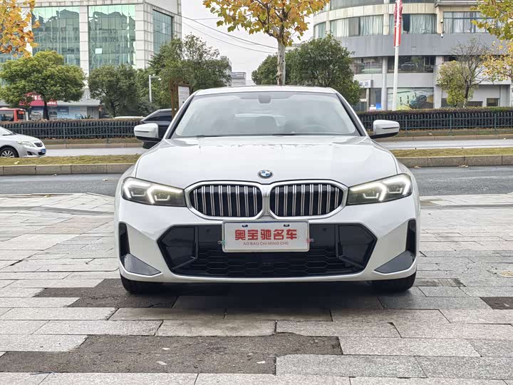 Фото 2 - BMW 3 Series
