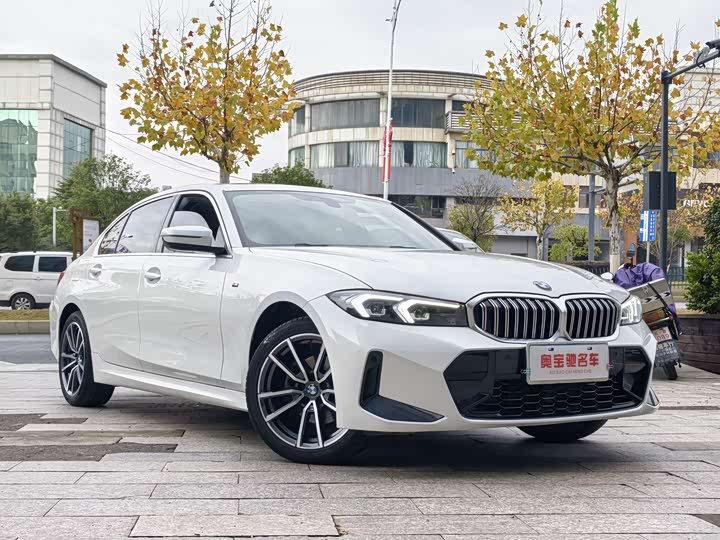 Фото 3 - BMW 3 Series