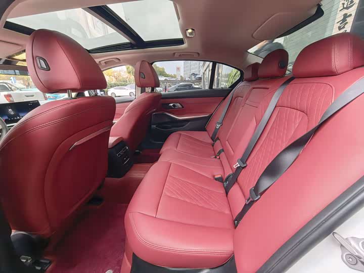 Фото 9 - BMW 3 Series