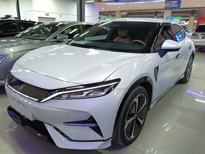 Фото 2 - BYD Song L