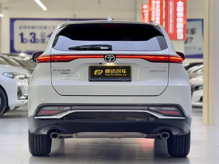 Фото 4 - Toyota Venza