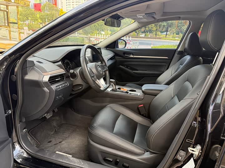 Фото 4 - Nissan Teana