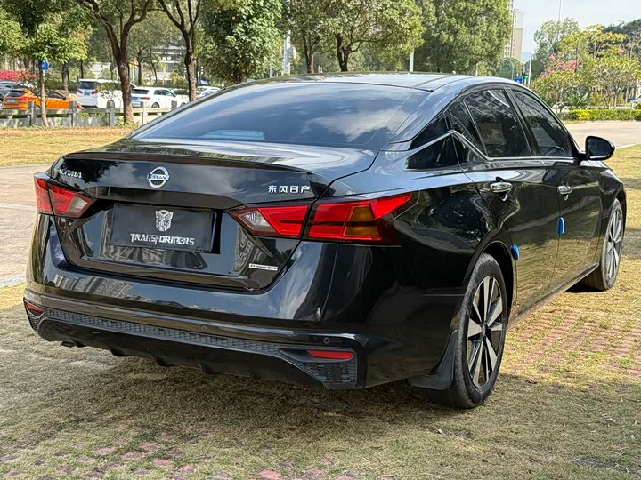 Фото 7 - Nissan Teana