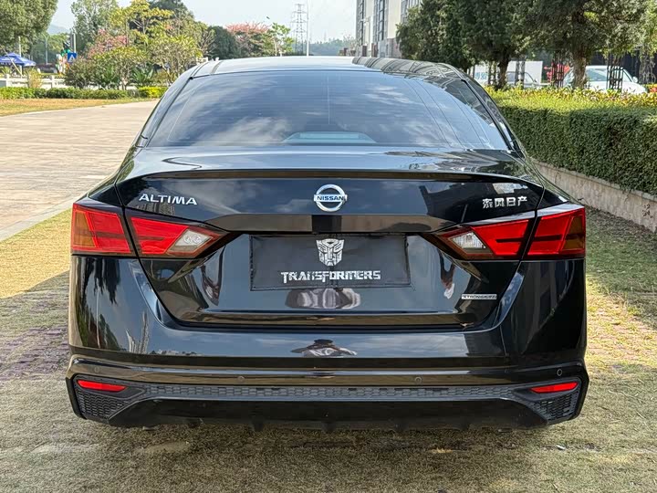 Фото 8 - Nissan Teana