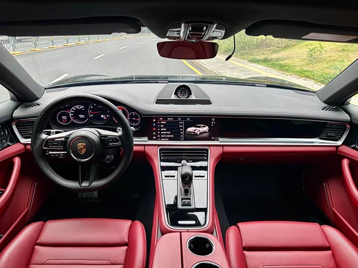 Фото 6 - Porsche Panamera