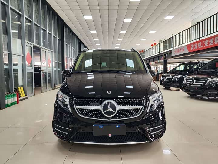 Фото 2 - Mercedes-Benz V-Class