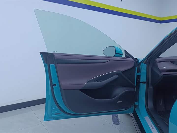 Фото 7 - Xiaomi SU7