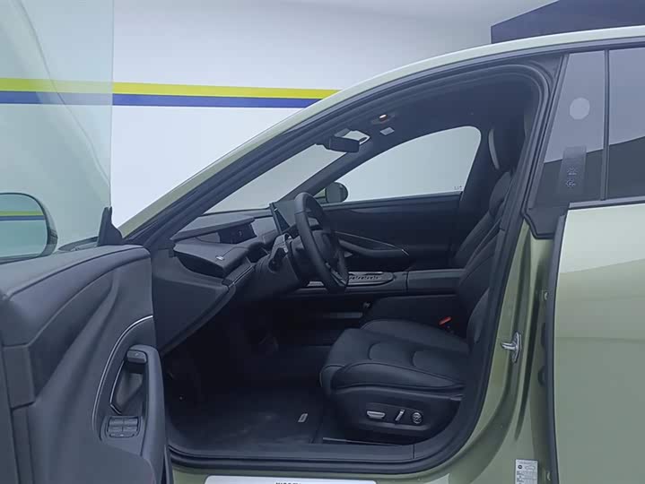 Фото 9 - Xiaomi SU7