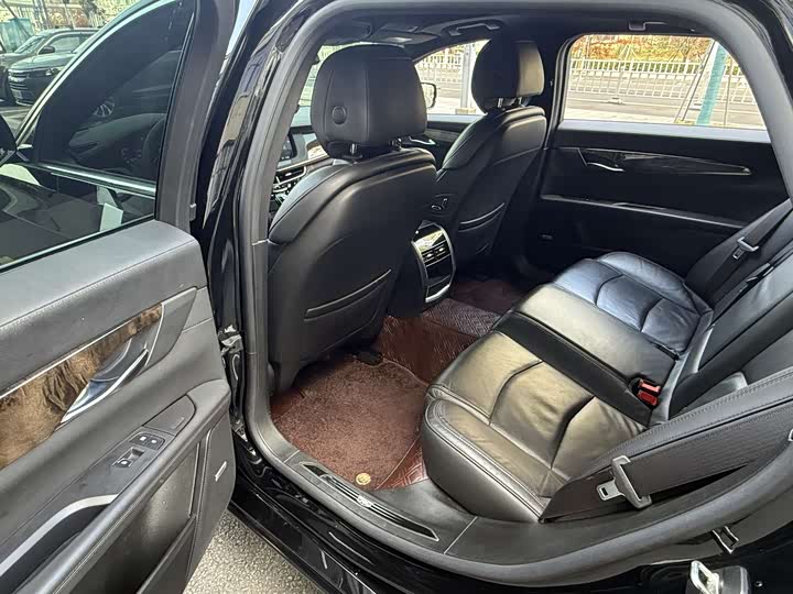 Фото 7 - Cadillac CT6