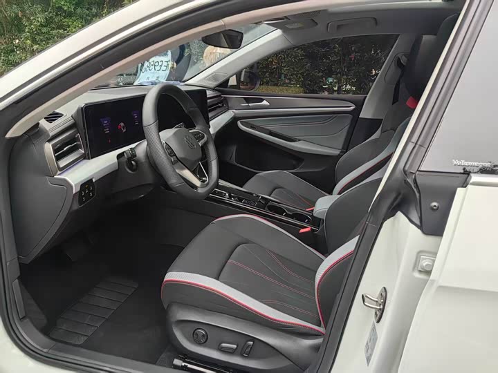 Фото 5 - Volkswagen Lamando L