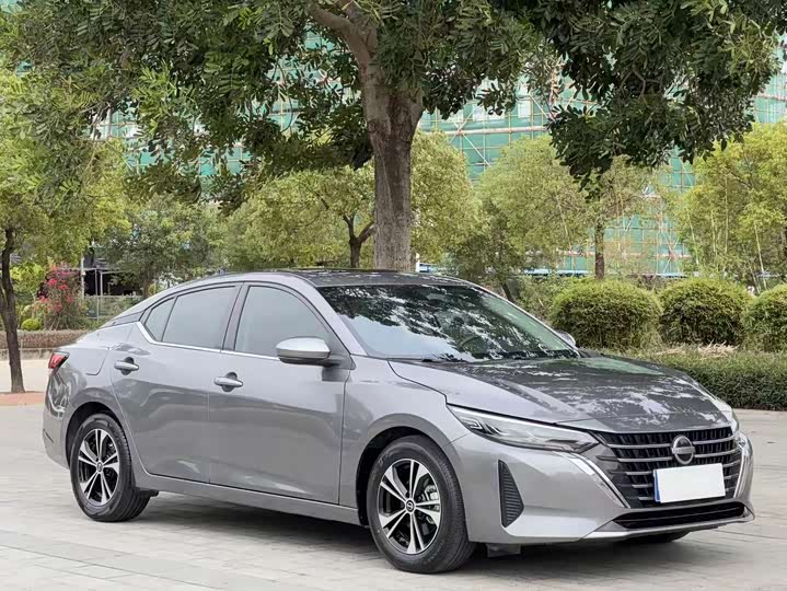 Фото 3 - Nissan Sylphy