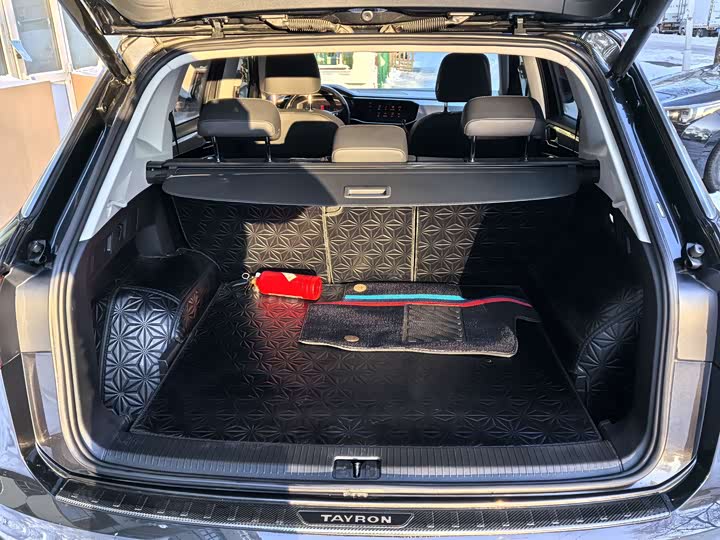 Фото 9 - Volkswagen Tayron