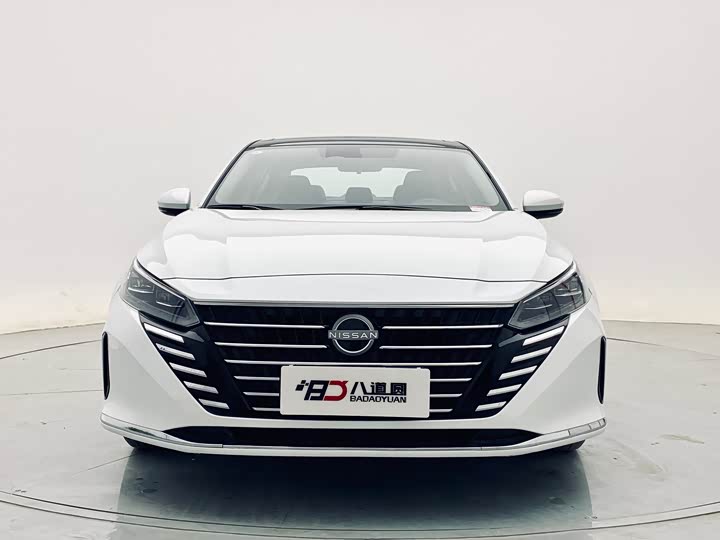 Фото 2 - Nissan Teana