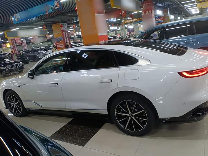 Фото 5 - Voyah Passion