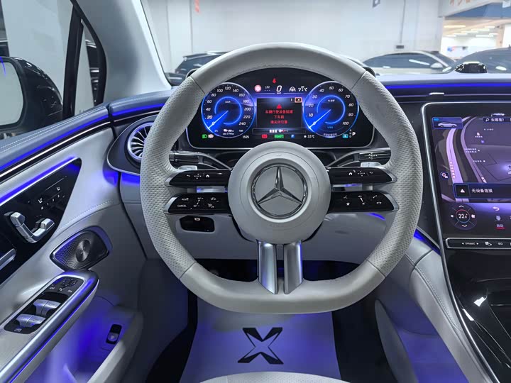 Фото 9 - Mercedes-Benz EQE