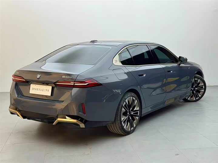 Фото 4 - BMW 5 Series