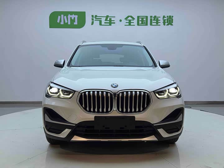 Фото 2 - BMW X1