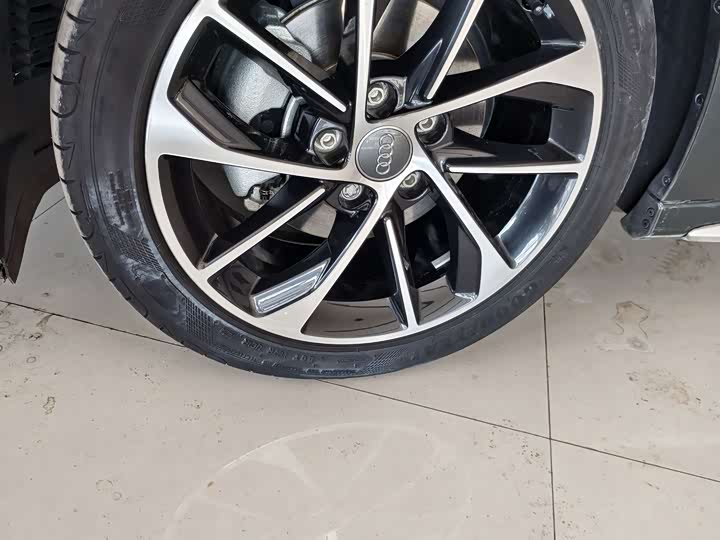 Фото 5 - Audi A3