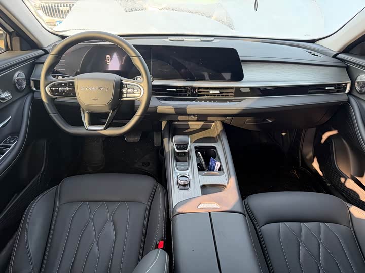 Фото 8 - Chery Arrizo 8