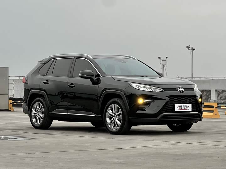 Фото 7 - Toyota Wildlander