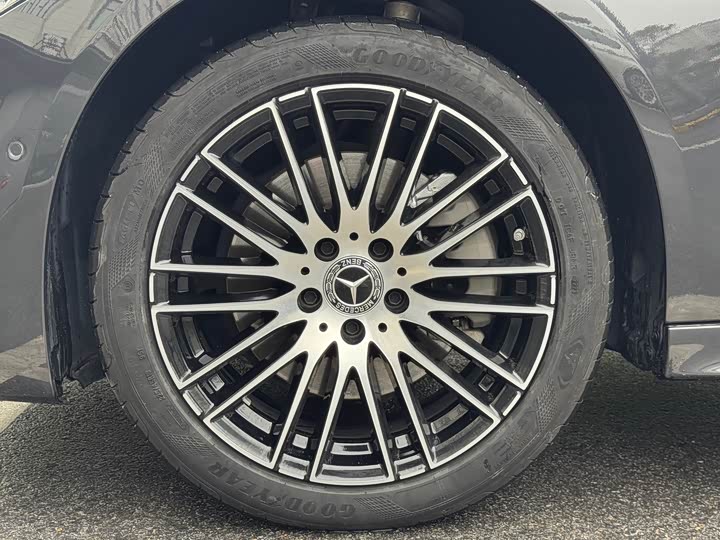 Фото 7 - Mercedes-Benz C-Class