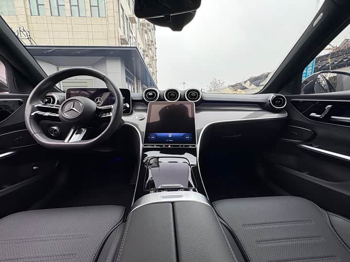 Фото 9 - Mercedes-Benz C-Class